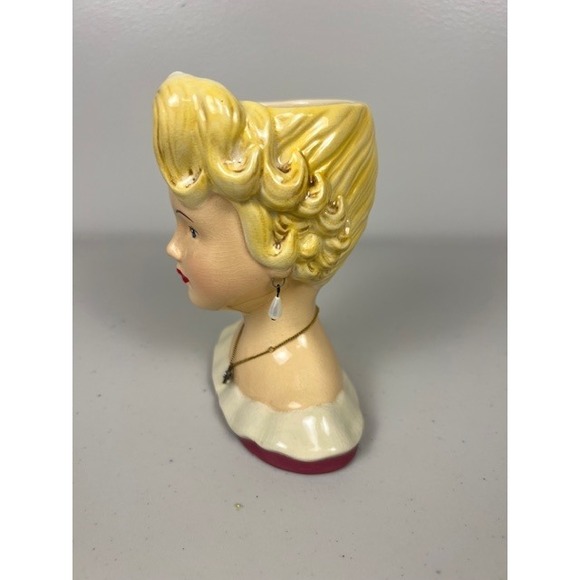 Vintage Style 2004 A Special Place Blonde Lady Bust Ceramic Lady Head Vase - Picture 2 of 11